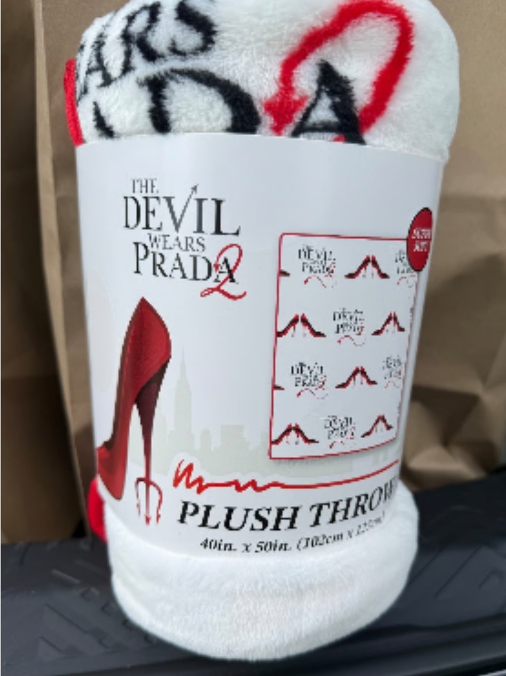The Devil wears Prada2 Handbag-Popcorn  Bucket w/ Charm,Plush Blanket & FreeGift - Picture 15 of 16